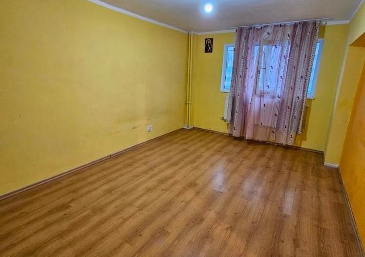 Apartament 4 camere, etaj 1 , Micro 18 - Poză 15