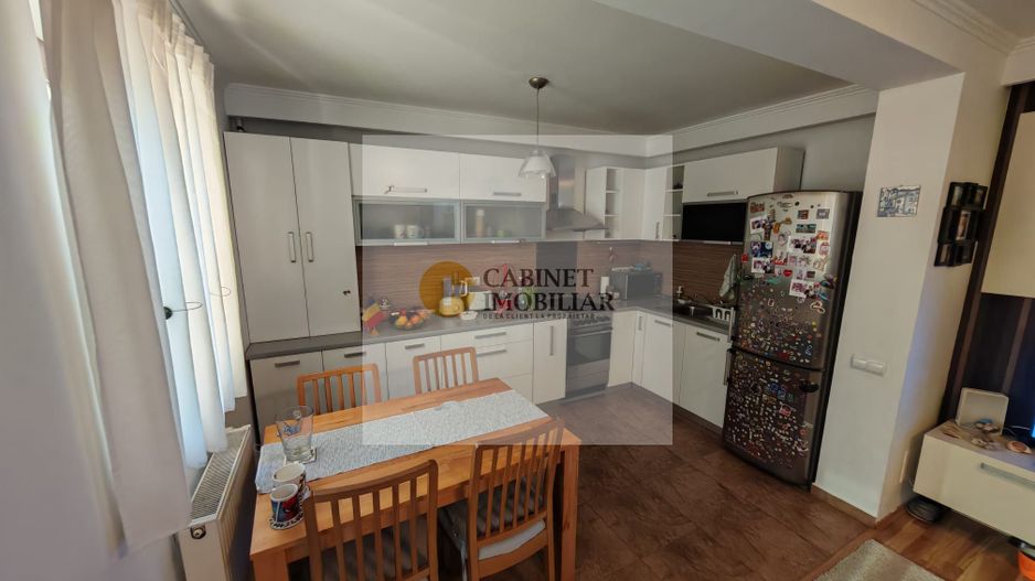 Apartament 3 camere | Parcare | Mobilat și utilat - Poză 2