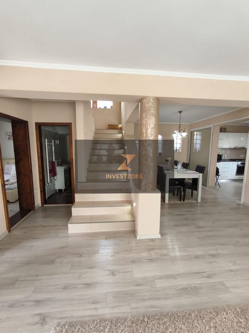 CASA DE VANZARE IN SANTANDREI -ORADEA, CARTIERUL TINERETULUI - Poză 6