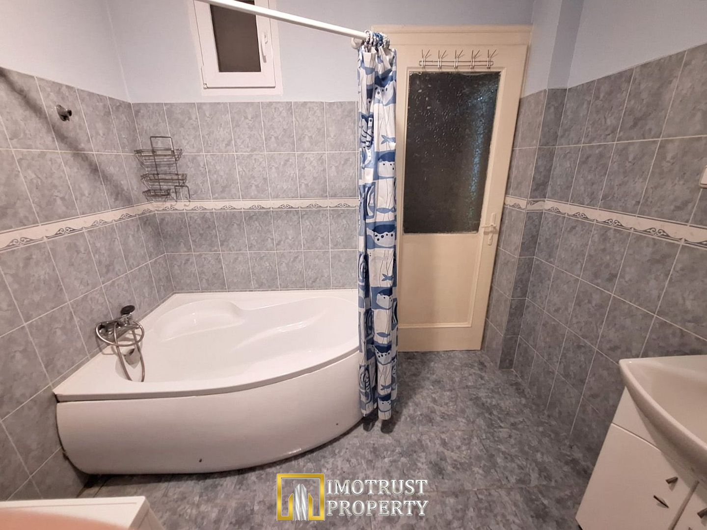 Apartament cu loc de parcare și grădină proprie - de închiriat - Poză 6