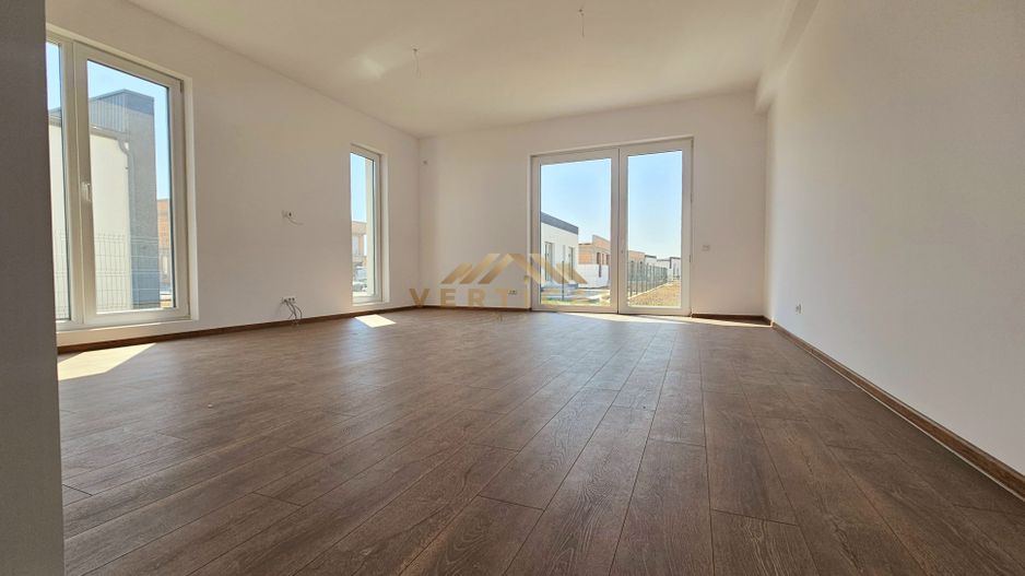 Casa parter cu 4 camere - comuna Berceni - Poză 7