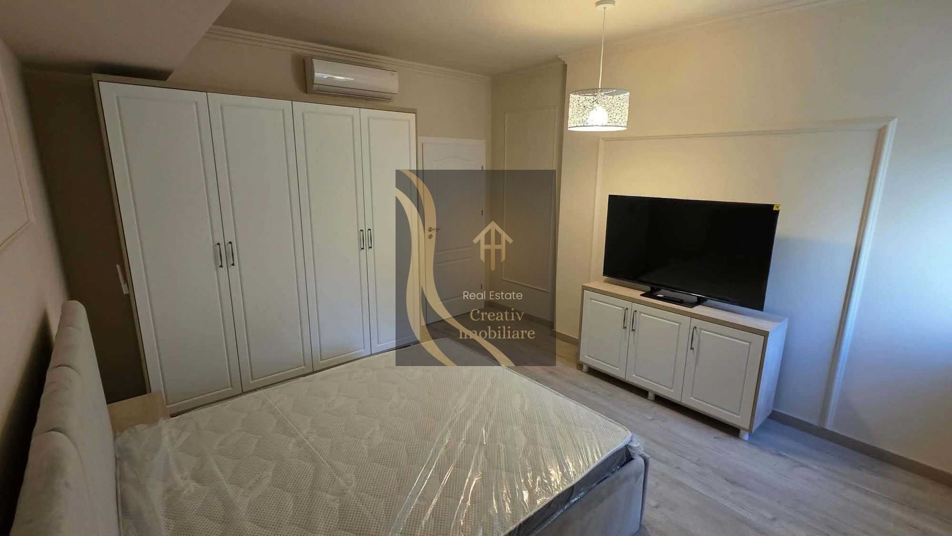 Apartament Lux 2 Camere Rond Alba-Iulia/Decebal/Unirii + Curte - Poză 5