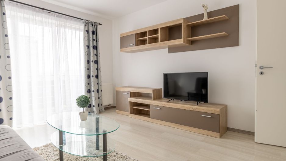 Oferim spre inchiriere apartament 2 camere etaj intermediar - Poză 4