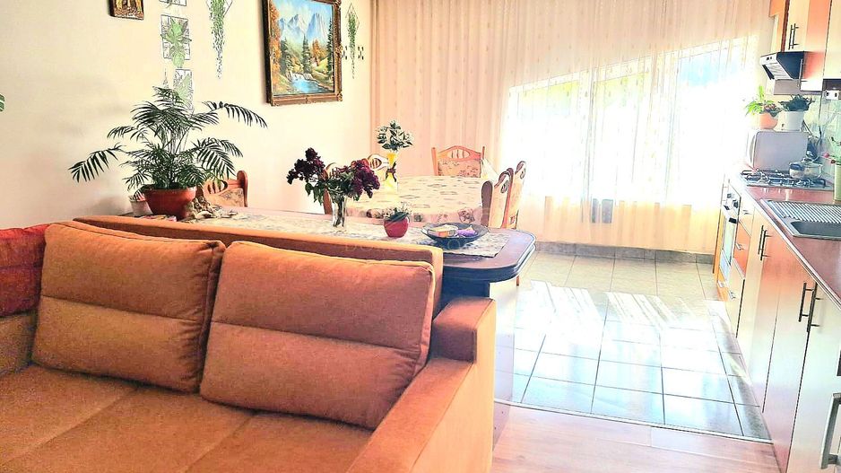 Vind apartament 3 camere zona Plopilor. - Poză 2