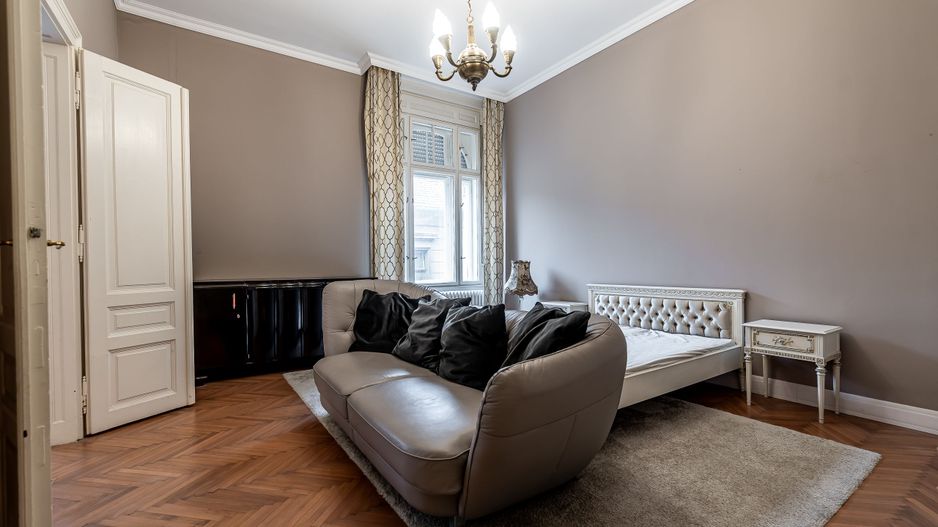 Apartament spatios cu 3 camere de LUX pe Metianu Comision 0 - Poză 7