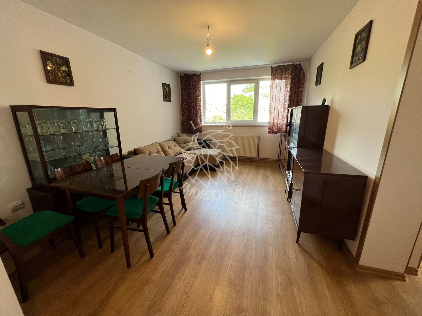 Apartament 2 camere 55 mp con.-etaj 1-Renovat complet- Decebal - Poză 1