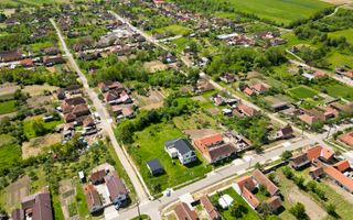 Casă la roșu din BCA de vânzare în Județul Arad - Poză 6