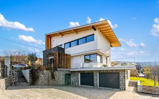 Vila de lux cu panorama spre natura! - Poză 27