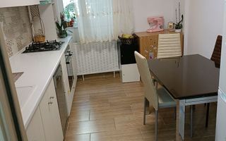 Apartament 3 camere de vanzare , et.2, 70 mp, renovat, zona Panduri - Poză 1