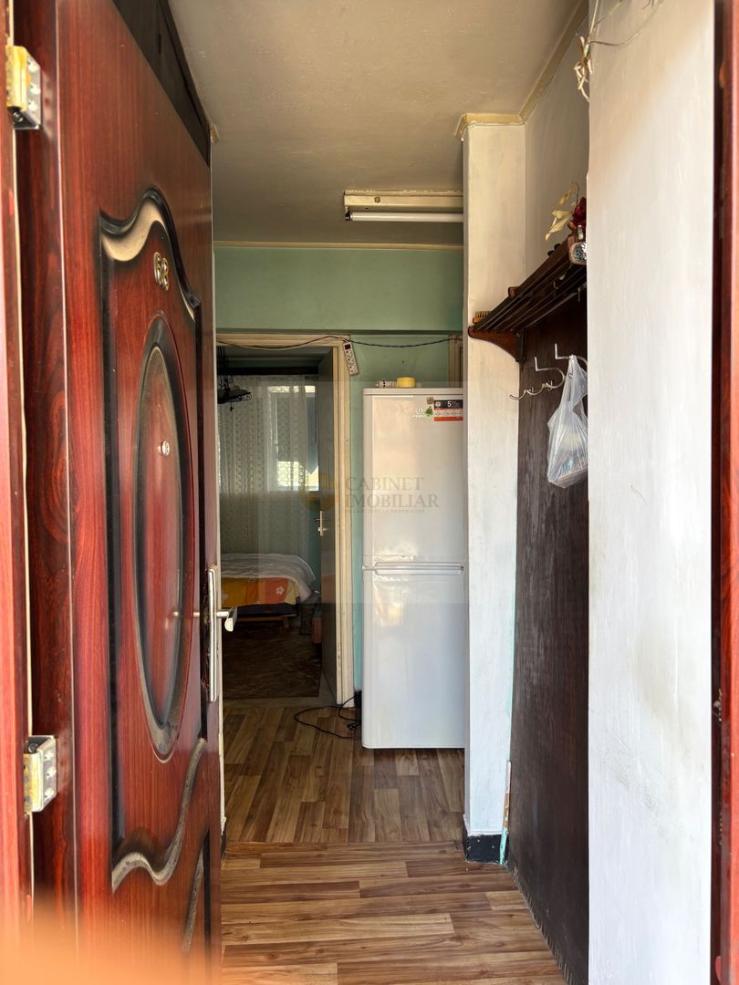 2 camere | Cismigiu  | Decomandat | De renovat - Poză 1