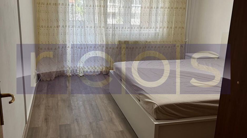 VANZARE 3 CAMERE DECOMANDAT  UNIRII - PARCARE - Poză 2