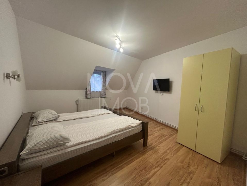 Casa de vanzare 200 mp cu spatiu comercial la parter, strada Lunga - Poză 8