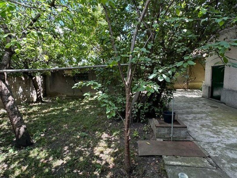 De vânzare Vilă D+P+2E, Gradiste Arad, garage si curte proprie - Poză 7