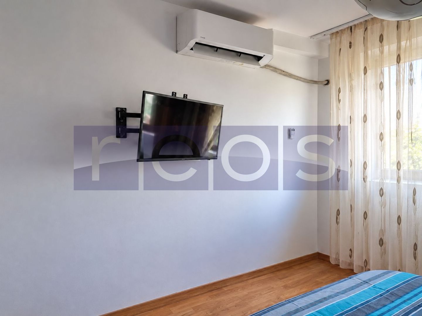 APARTAMENT 4 CAMERE | DECOMANDAT | 2 BAI | BLOC REABILITAT | PARCUL HERASTRAU - Poză 2