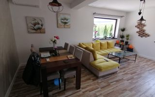 Casa moderna cu 4 camere, La  CHEIE in Poplaca - Poză 8