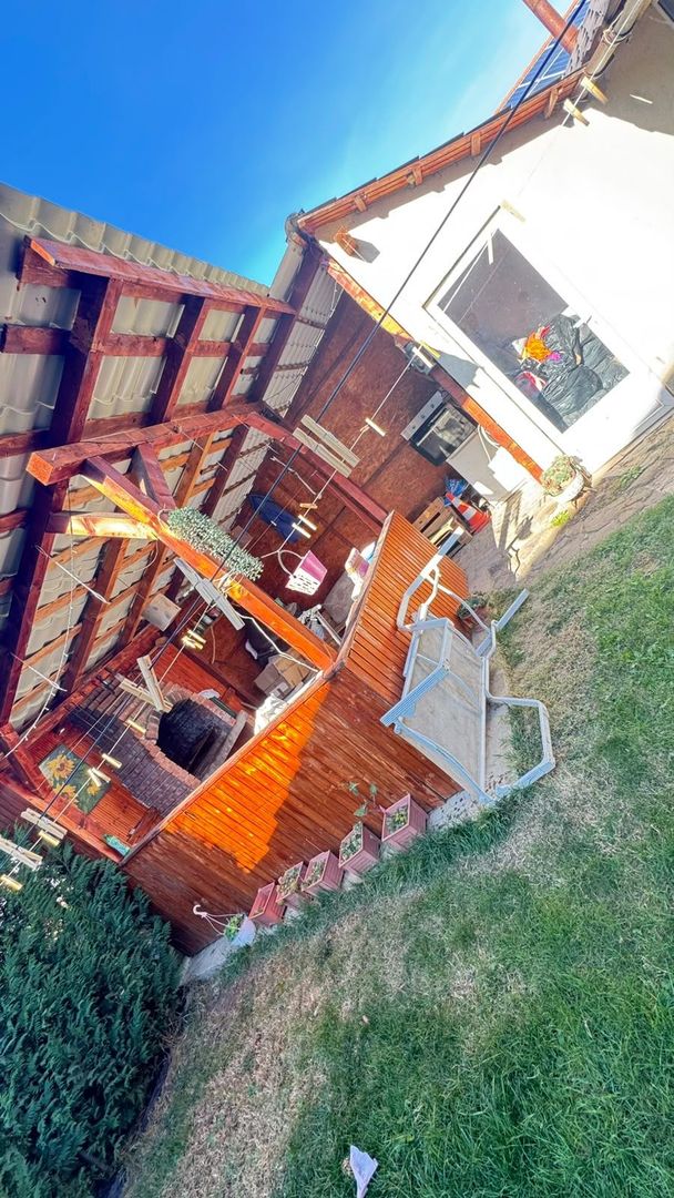 🏡 CASĂ DE VÂNZARE ÎNTR-O ZONĂ BUNĂ – CONFORT, SPAȚIU ȘI POSIBILITATE - Poză 14