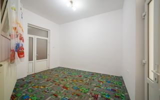 PRET NOU! Apartament spatios 4 camere - COMISION 0% - Poză 4