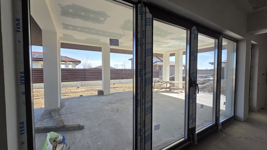 Casa in regim P+1ER de vanzare in Baltoesti - Poză 9