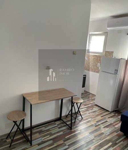 Garsoniera renovata 20mp etaj 4 - Bd. Obregia - metrou Piata Sudului - Poză 2