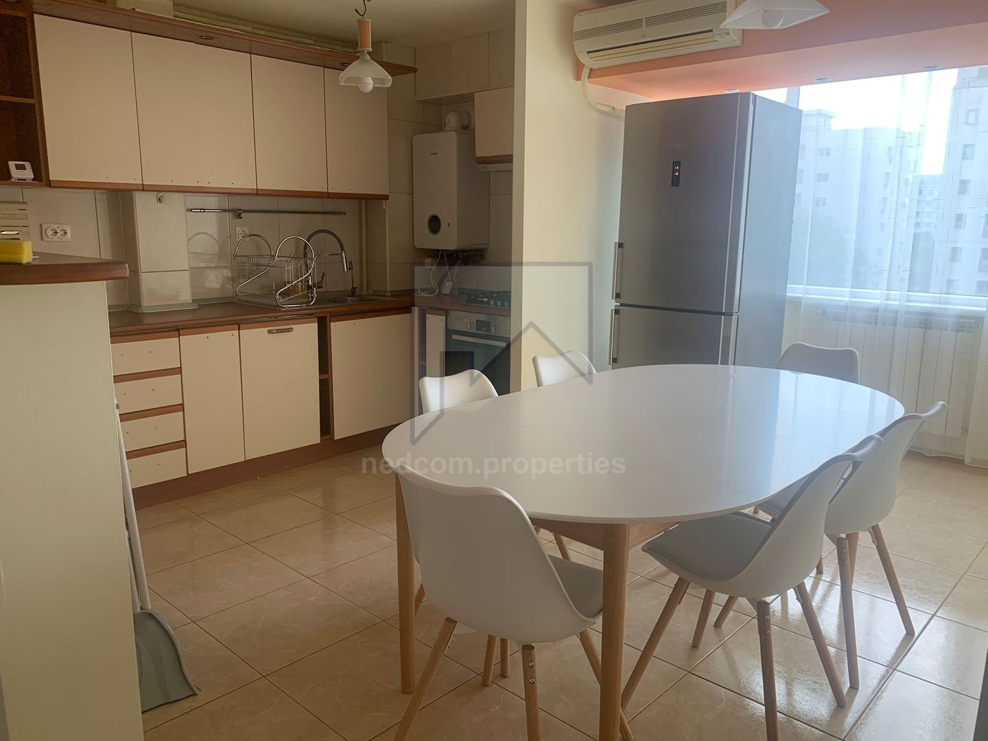 Inchiriere apartament 3 camere - Nerva Traian - Timpuri Noi - Poză 3