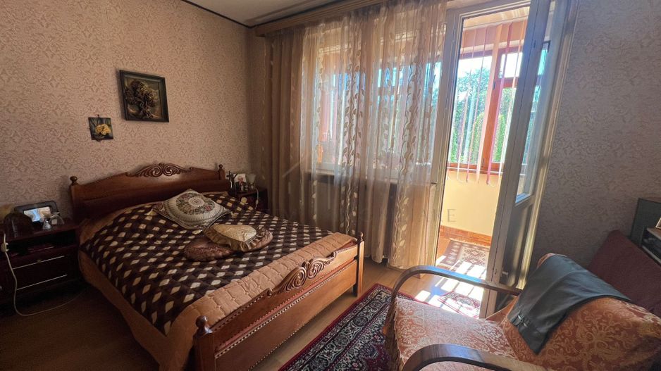 Apartament 4 camere zona centrala etaj 2 - Poză 3