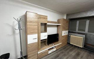 Garsonieră renovată 2025, parter, mobilată complet, zona Titan - Poză 2