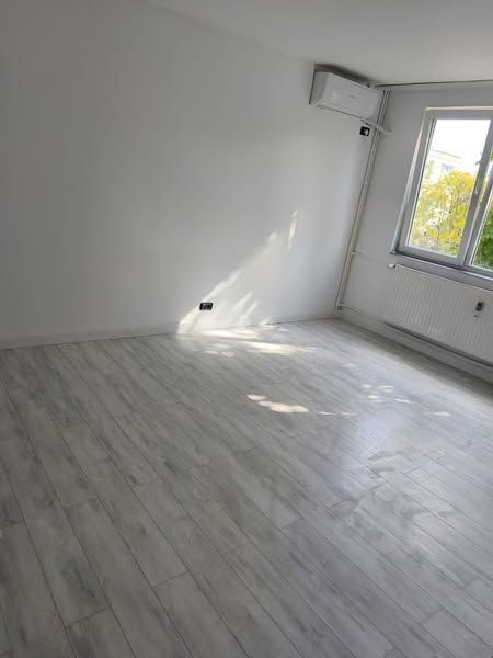 Garsoniera de vanzare Drumul Taberei - Poză 11