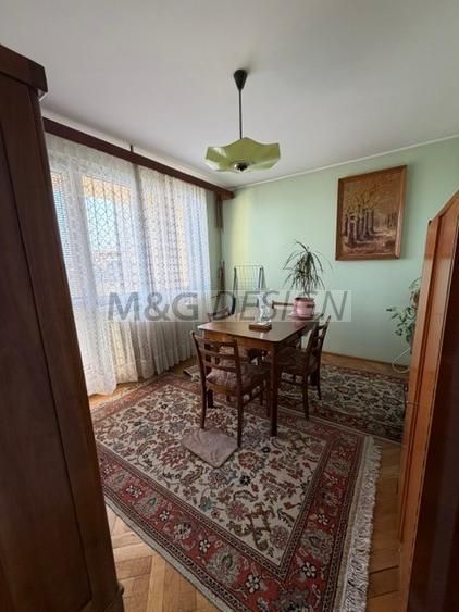 Apartament 3 camere  in zona centrala - Poză 3