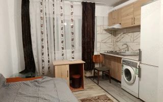 Camra de camin cu baie proprie - Poză 1