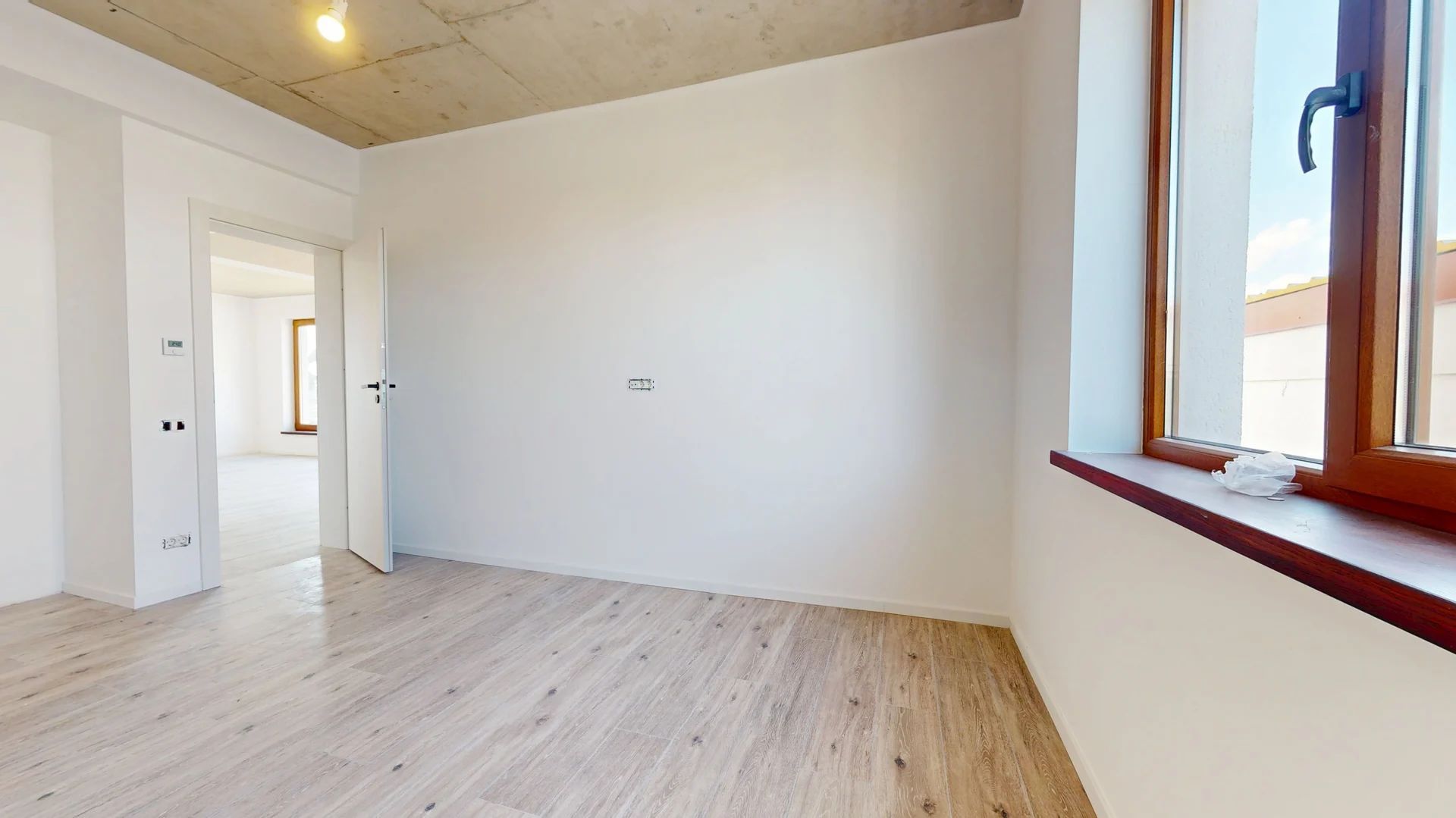 Vila cu arhitectura deosebita in Izvor-Tarlungeni - Poză 9