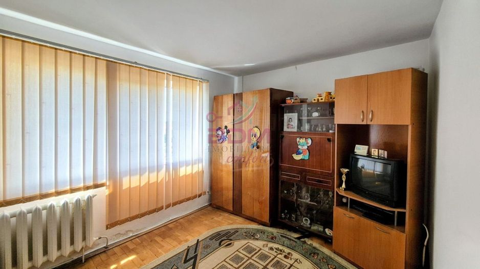 Apartament 3 camere | decomandat | zona Micro 3 - Poză 2