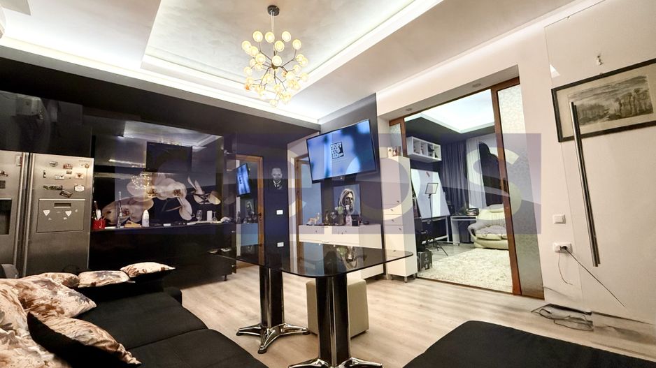 VANZARE 4 CAMERE | ZONA UNIVESITATE | CENTRALA PROPRIE - Poză 2