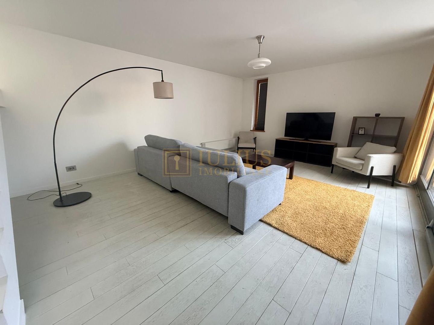 Triplex-Dumbravita, 3 camere, 2 dormitoare, 1 dressing room, 2 bai, 136mp - Poză 9