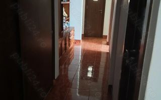 Vand apartament 3 cam. - Poză 1