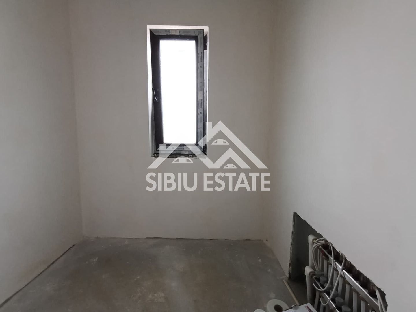 Casa tip duplex  5 camere, teren 400 mp, Selimbar acces usor - Poză 11