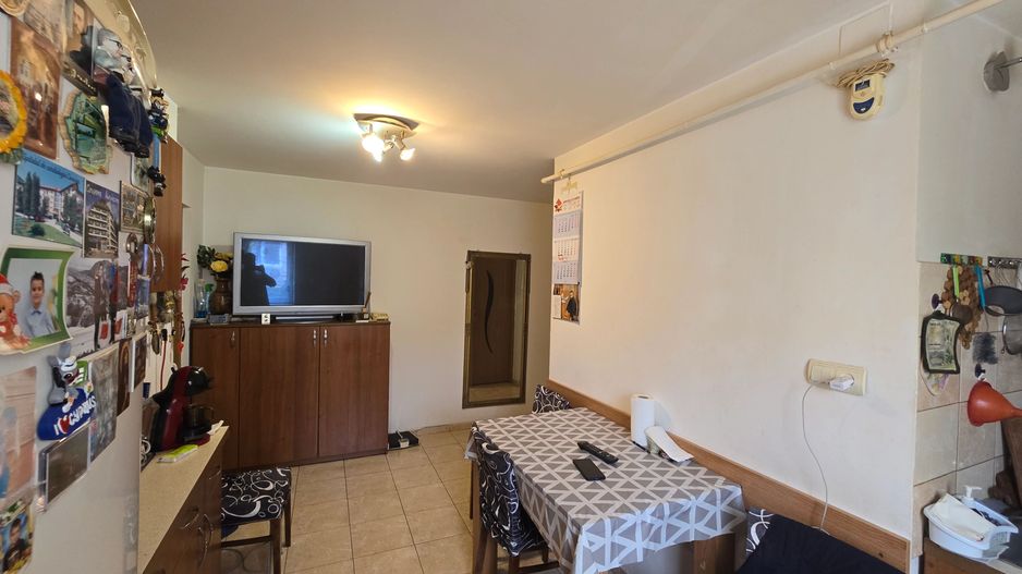 Apartament 3 camere,Zona Lipovei,Etaj 2, Mobilat si Utilat Complet, Garaj - Poză 8