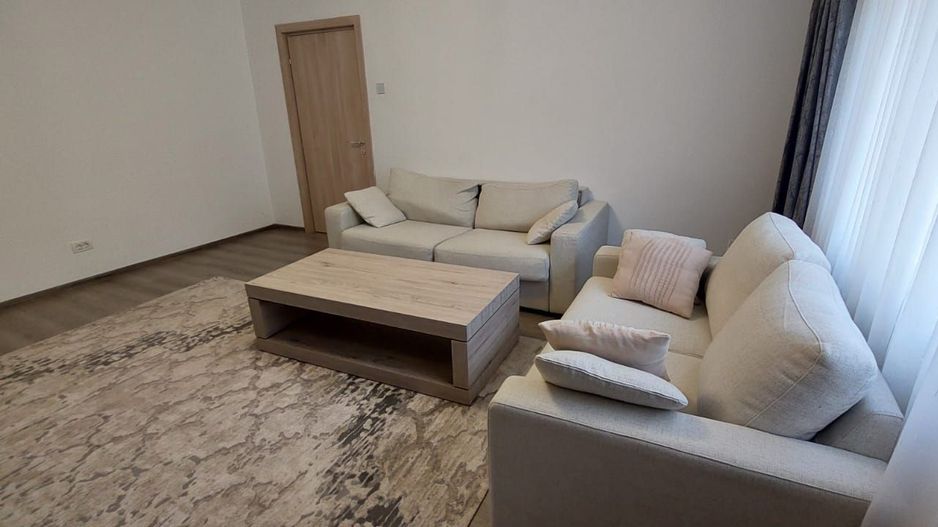 Închiriere 3 camere Bd. Unirii, 76 mp, mobilat, parcare - Poză 2