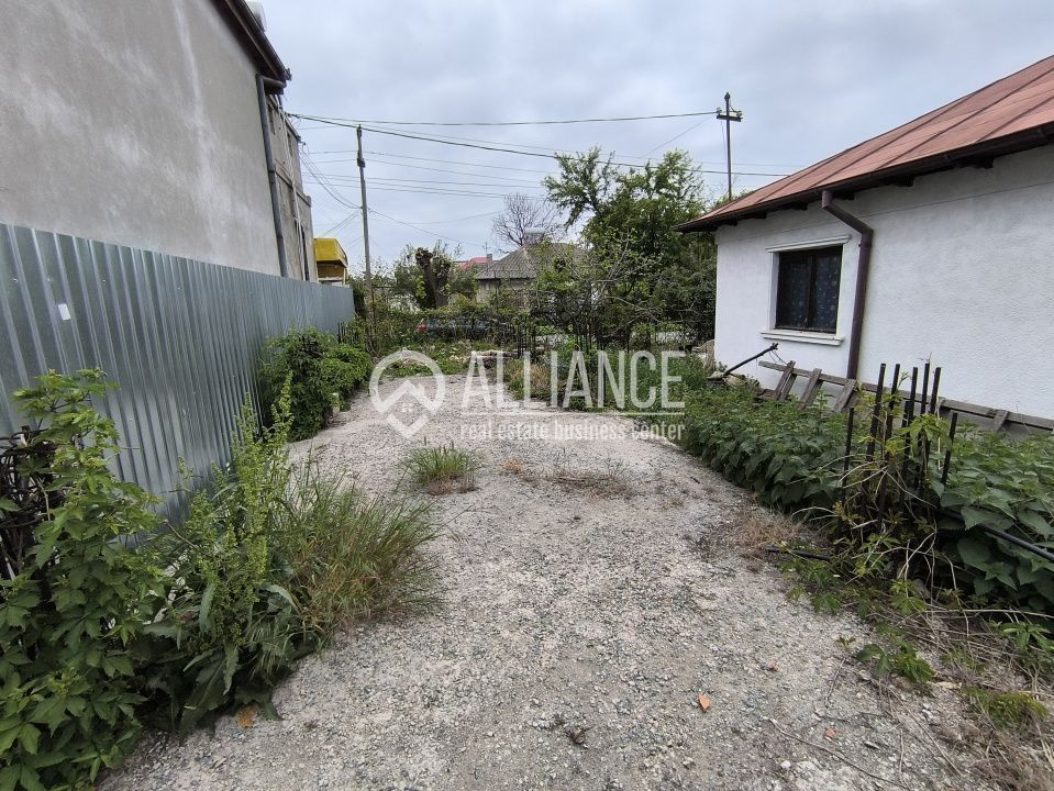 EFORIE NORD (COD03) - Casa din caramida si teren generos ! - Poză 3