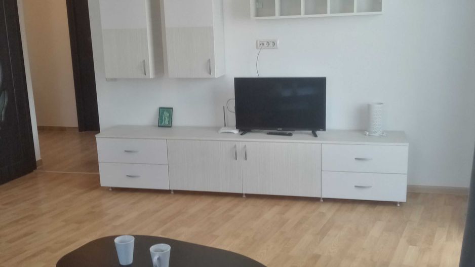 Proprietar -Vând apartament spațios la mare - Poză 3