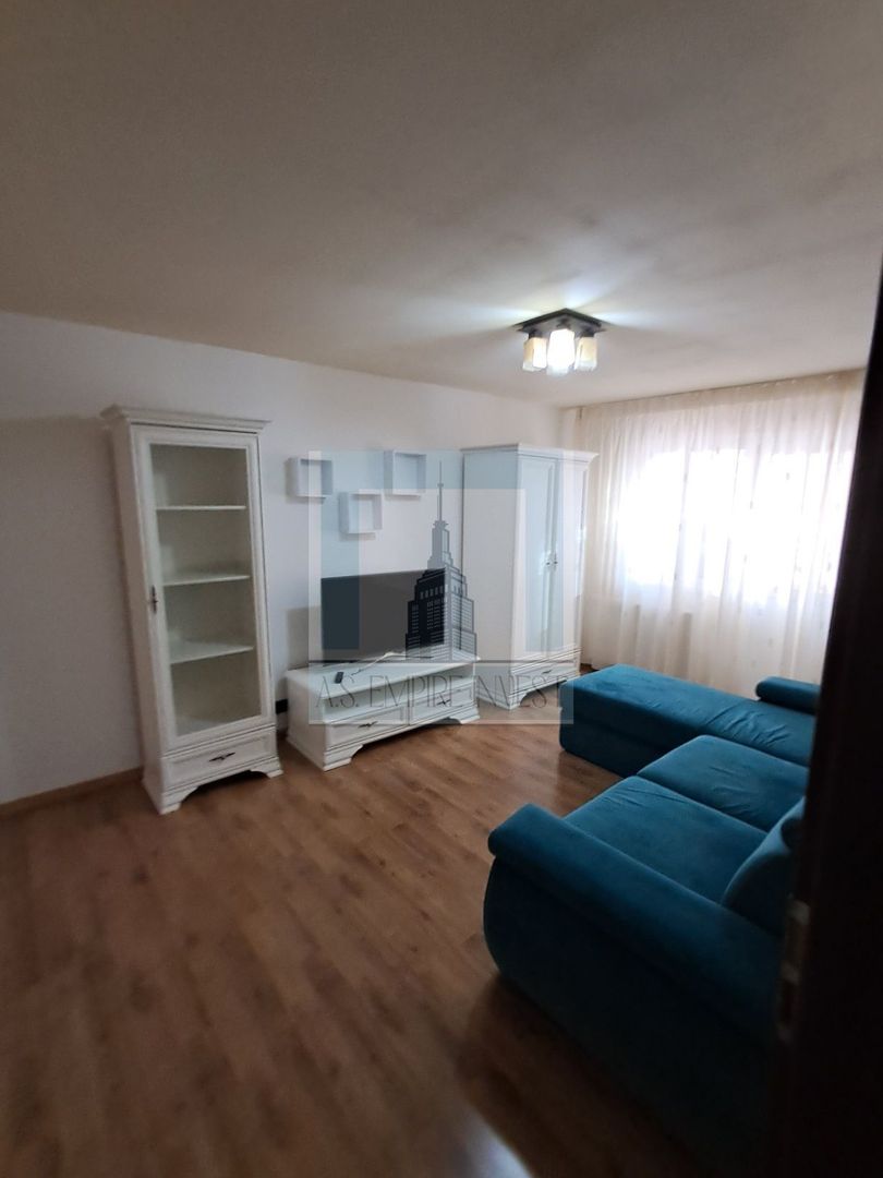 Apartament 3 camere, zona Astra, decomandat, mobilat - Poză 2