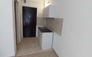 Garoniera Etajul 1 / 17mp/ zona Podu Ros - Poză 3