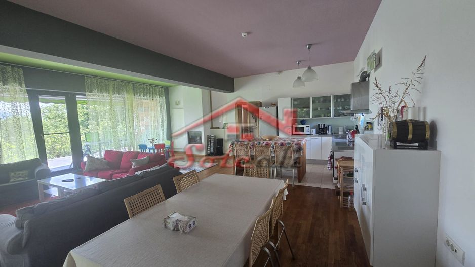 Vila de vanzare in Cornu ( Cornu de Sus) - teren 3300 mp - Poză 3