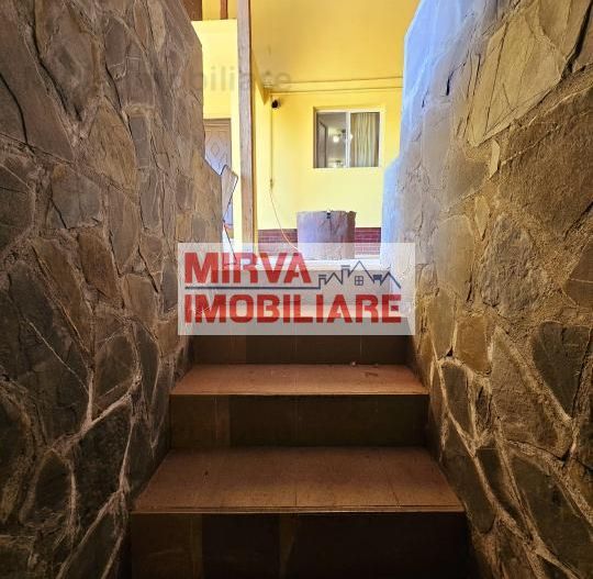 Vanzare vila 6 camere + spatiu comercial, mobilata si utilata, in Blejoi - Poză 61