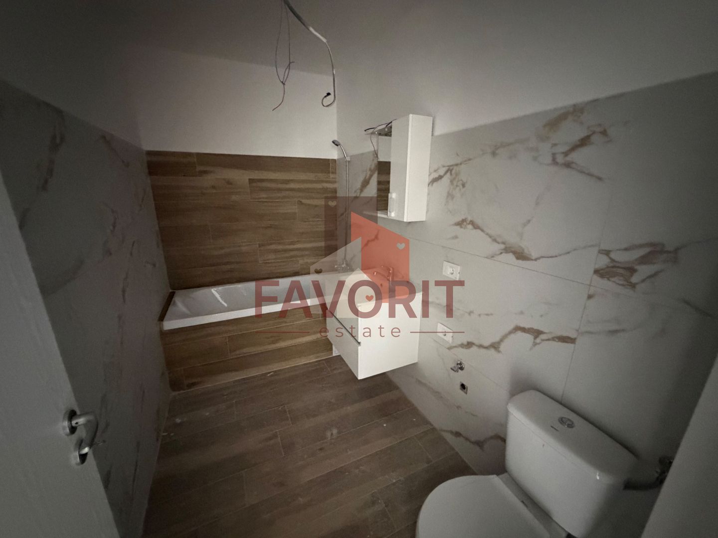 Disponibil imediat. 2 camere modificat in 2 dormitoare si zona de zi - Poză 14