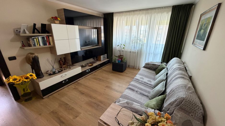 Apartament 2 camere, etaj 3 - Cugir - Poză 2