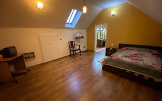 Duplex spațios cu garaj - Poză 15