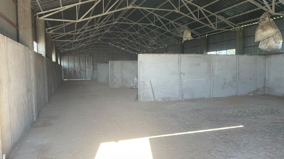 Hala de vanzare Costesti - Poză 8