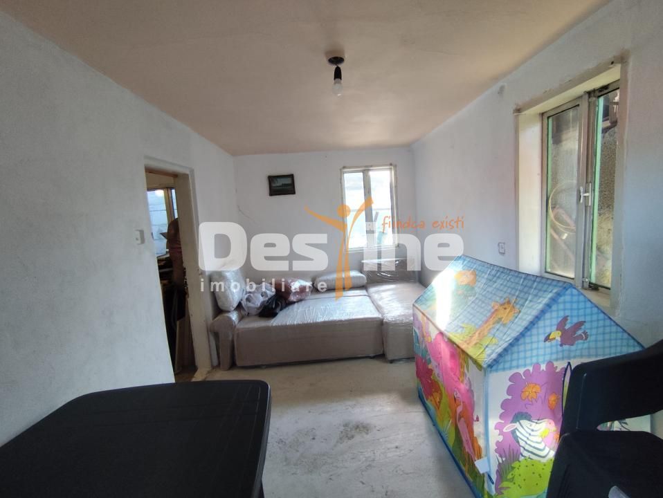 Casa Batraneasca cu 1410 mp teren, Cocorastii MIslii. - Poză 6