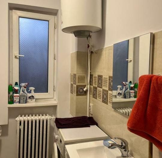 Apartament 2 camere ultracentral, mobilati utilat,et.1 ,47mp utili,vedere spate. - Poză 3