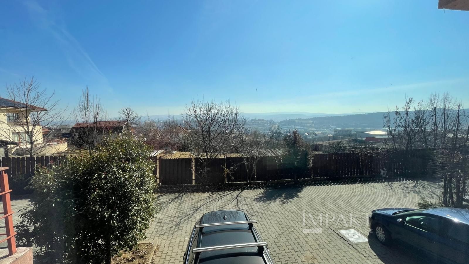 Casa cu panorama superba in Dambul Rotund! - Poză 12